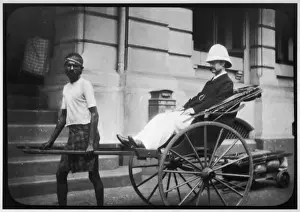 Pith Helmet Images Stampe: Man in Rickshaw