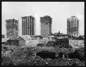 Urban Regeneration Projects UK Stampe: New Tower Blocks Go Up