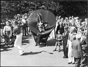 Danza Stampe: Cavallo di gioco di Padstow