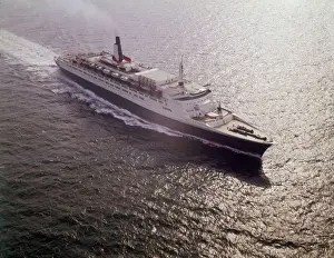 Navi Da Crociera Stampe: La Queen Elizabeth 2