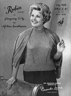 Female Model Posing Stampe: Robin knitting pattern for a twin set