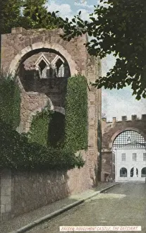 Stampe di Castello di Rougemont, Exeter, Devon - La Porta/Portineria. Costruito per la prima volta nel 1068 per aiutare Guglielmo il Conquistatore a mantenere il controllo sulla città. Data: circa anni '10 Exeter Stampe: Castello di Rougemont, Exeter, Devon - Il Portale.