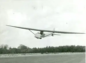 Aviazione Stampe: Paracadutista da ricognizione in volo.