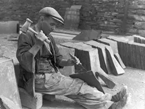 Welsh Slate Quarry Stampe: Splitting Slates