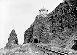Tunnel Stampe: Scoglio e Tunnel del Mare, Sotto la Collina, a Derry Nord-Londra