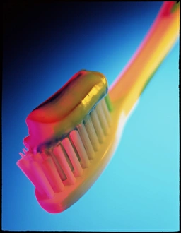 Dental Hygiene Stampe: Close-up of toothpaste on a toothbrush