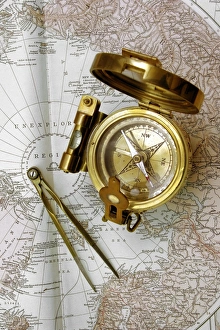 Navigation Tools Stampe: Compass and dividers on a map