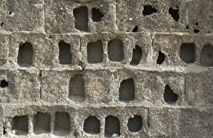 Weathered Stone Wall Stampe: Eroded block wall