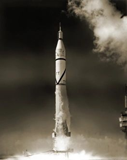 Stampe di L'Explorer 4 è stato lanciato da un razzo Jupiter-C dal Cape Canaveral (ora Centro Spaziale Kennedy), Florida, USA, il 26 luglio 1958 Immagini datate 2007 febbraio: Esploratore 4 lancio