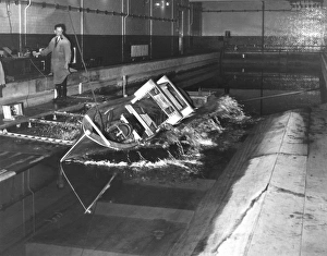 Test di modello della nave da guerra, 1953