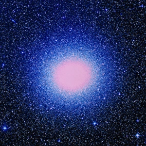 Stampe di Il cluster stellare globolare di Omaga Centauro. Immagine ottica ad immagini true-colore del cluster stellare globolare Omega Centauri (NGC 5139) Immagini datate 2003 luglio: Immagine ottica del gruppo globolare di Omicron Centauri