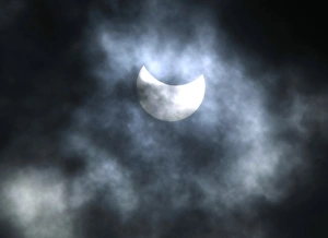 Partial Solar Eclipse Stampe: Partial solar eclipse, August 2008