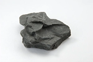 Stampe di Esempio di scisto. La scistita è un rocce sedimentarie densa che si forma quando strati di fango vengono sepolti e compressi. Il fango è composto per la maggior parte da particelle di argilla Immagini datate 2009 luglio: Esempio di scisto