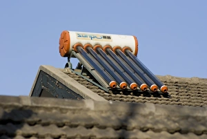 Rooftop Solar Installation Stampe: Solar heating system