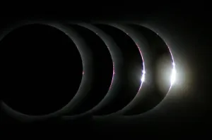 Immagini datate 2010 gennaio: Eclissi solare totale