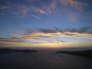 Cirrus Clouds Stampe: Sunlit clouds