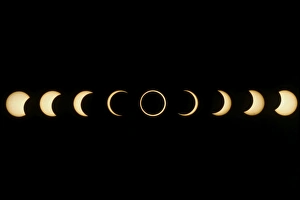 Astronomy Science Photos Stampe: Time-lapse image of a solar eclipse