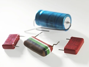 Electronic Components Stampe: Various capacitors