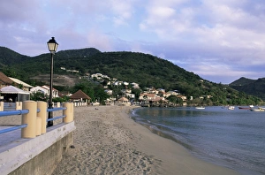 Caribbean Coastlines Stampe: The beach at Anse d Arlet