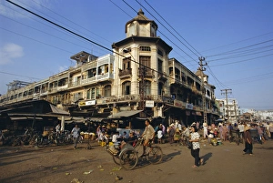 Vietnam Market Stampe: Bustling streets