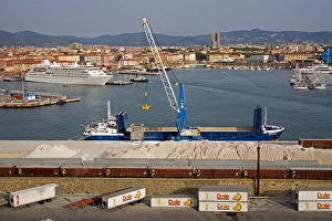 European Ports Stampe: Cargo ship unloading