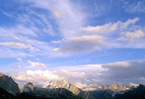 Dolomite Mountain Range Italy Stampe: Clouds above Marmolada range