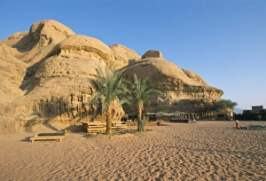 Wadi Rum Tourism Stampe: The desert