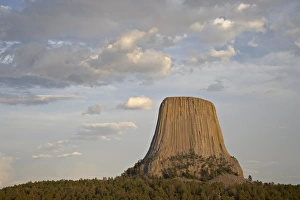Devils Tower National Monument Stampe: Devils Tower, Devils Tower National Monument, Wyoming, United States of America