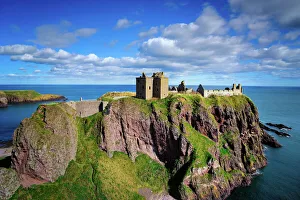 Castello di Dunnottar fuori da Stonehaven, Aberdeenshire, Scozia Regno Unito Europa