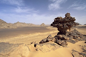 North African Desert Scenes Stampe: Eroded rocks