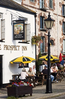 Stampe di Quai di Exeter, Exeter, Devon e Inghilterra del Regno Unito Europa Immagini datate 2004 settembre: Quay di Exeter, Exeter, Devon, Inghilterra del Regno Unito Europa
