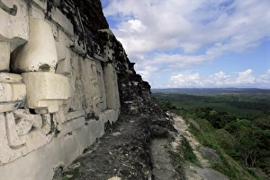 Central America Ruins Stampe: Frieze on eastern facade