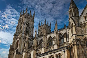 Gothic Cathedral Architecture Stampe: Gothic cathedral tower against a dramatic cloudy sky