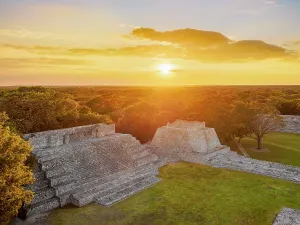 UNESCO World Heritage In Mexico Stampe: Great Acropolis at sunset, elevated view