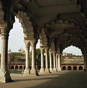 Historic Landmarks In Asia Stampe: Inside the Red Fort