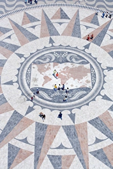 Colorful Mosaic Patterns Stampe: Mosaic compass