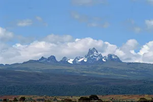 Stampe di Monti Kenia, Sito del Patrimonio Mondiale dell'UNESCO in Kenya e nella regione di Est-Africa Immagini Correlate Stampe: Monti Kenia