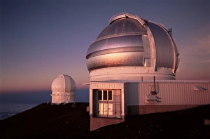 Pacific Island Travel Destinations Stampe: The Observatory