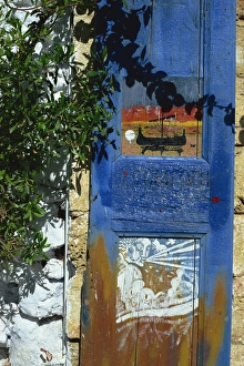 Greek Islands Architecture Stampe: Painted shutter