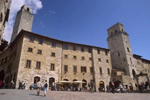 Devils Tower National Monument Stampe: Piazza della Cisterna and Devils tower on right