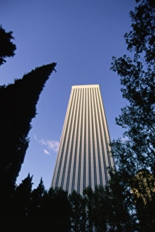 Contemporary Office Building Design Stampe: Picasso Tower