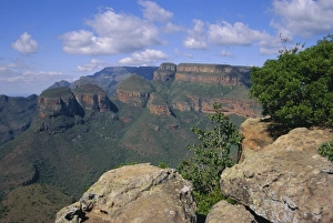 Remote Travel Destinations Stampe: The Three Rondanells