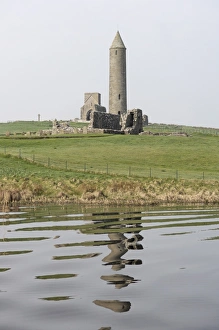 United Kingdom Lake Views Stampe: The Round Tower