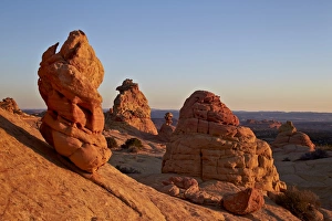 Arizona Sandstone Formations Stampe: Sandstone formatios at first light