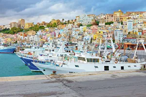 Mediterranean Coastline Images Stampe: Sciacca harbour, Sciacca, Agrigento district, Sicily, Italy, Mediterranean, Europe