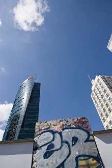 Potsdamer Platz Architecture Stampe: Section of the Berlin Wall