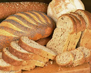 Bread Photography Stampe: A selection of bread loaves and bread slices