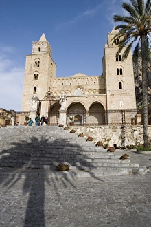 Cefalu Cathedral Stampe: Shadow of palm tree