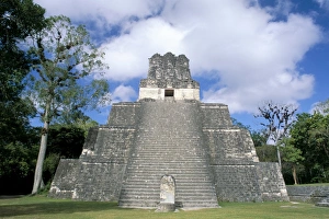 Tikal National Park Attractions Stampe: Temple 2 from the front