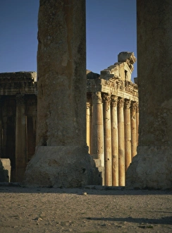 Middle East Ancient Ruins Stampe: Temple of Bacchus